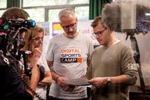 DigitalSportsCamp_2024_019 mit Kamera-Team