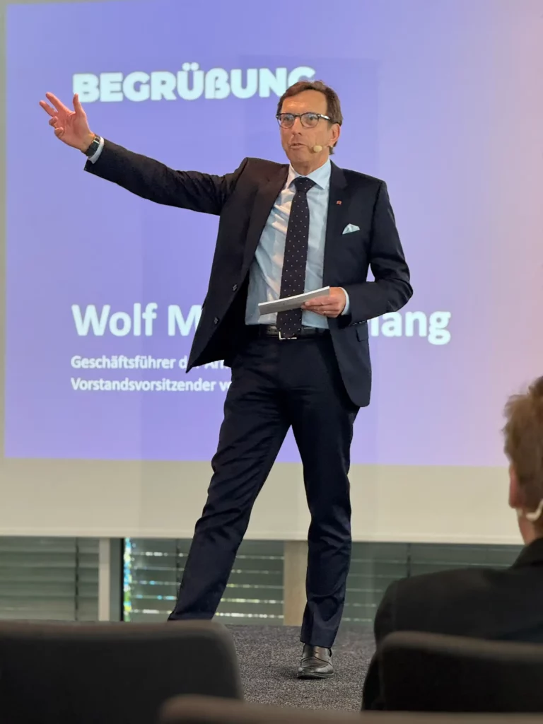 Wolf Matthias Mang, Vorstandsvorsitzender des Arbeitgeberverbands HESSENMETALL (Foto: Jens Nähler)
